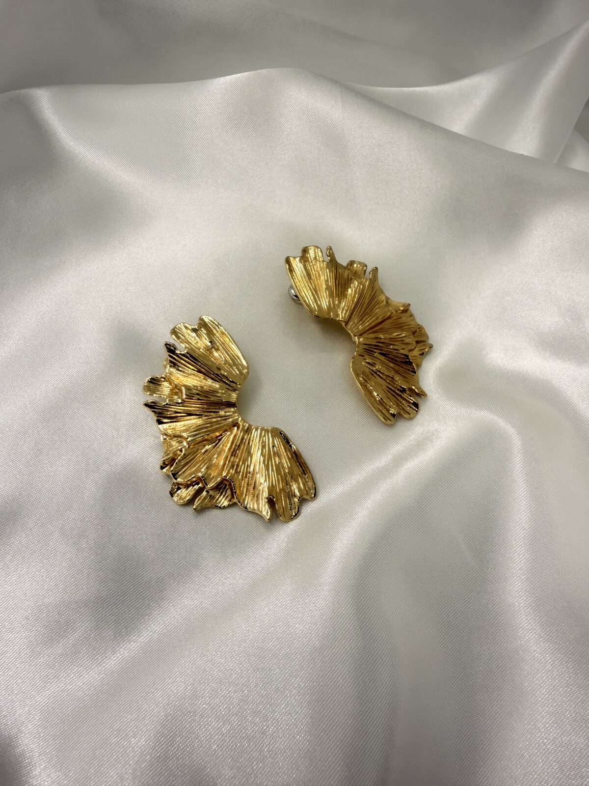 Ginkgo Grace Earrings