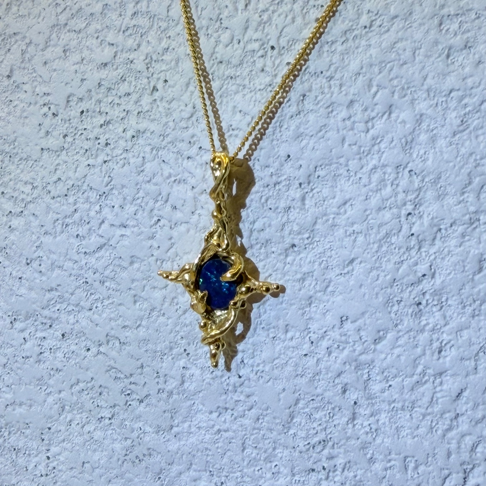 Galadriel Necklace with opal doublet stone